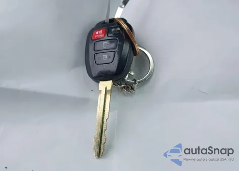 2015 Toyota Corolla Le from USA, damaged, VIN 5YFBURHE8FP284803